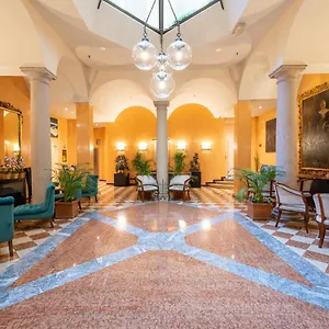 Hotel Regina, Mediolan