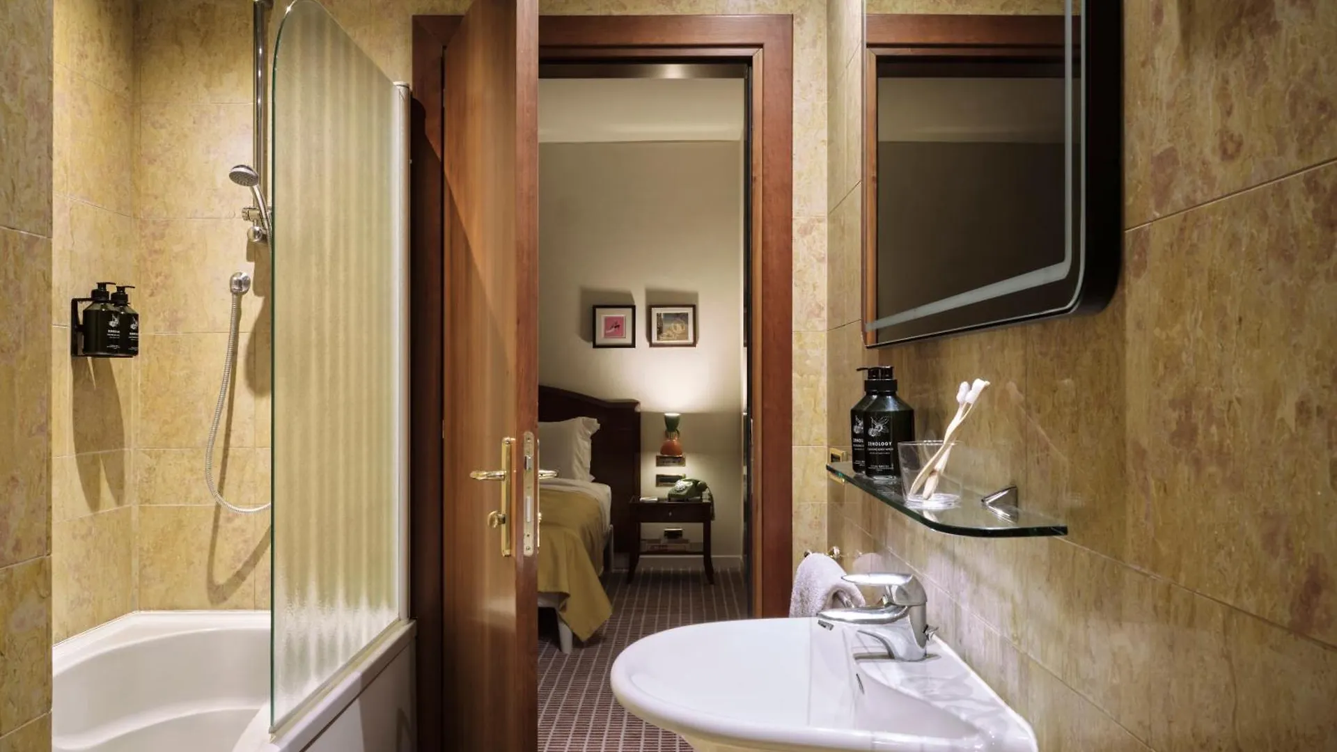 ****  Max Brown Hotel Missori, Part Of Sircle Collection Milan Italy